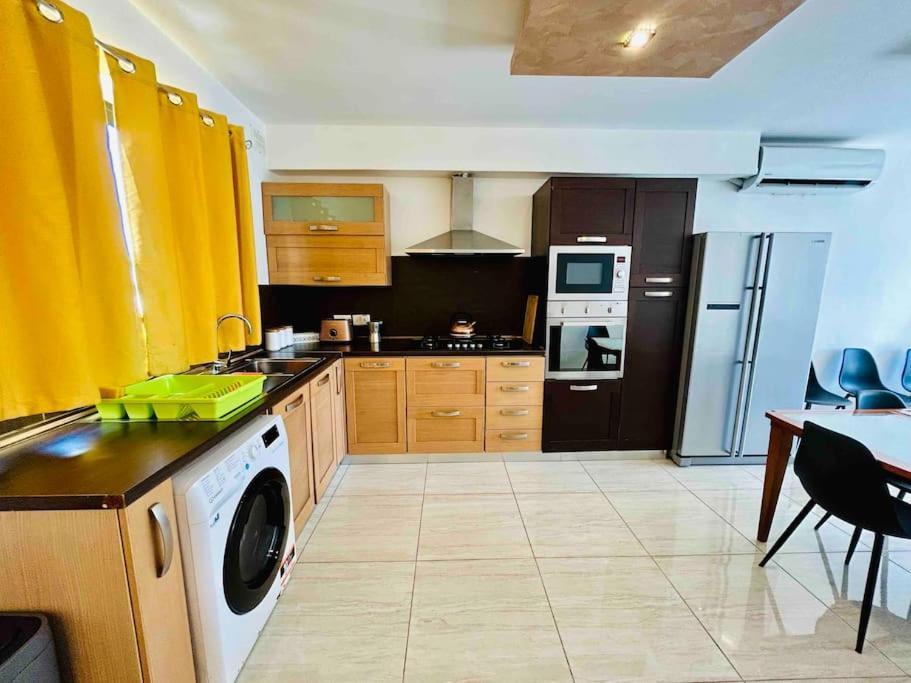Duplex Whiskey Home 200M Away From The Sea And The Square St. Paul's Bay Exterior foto